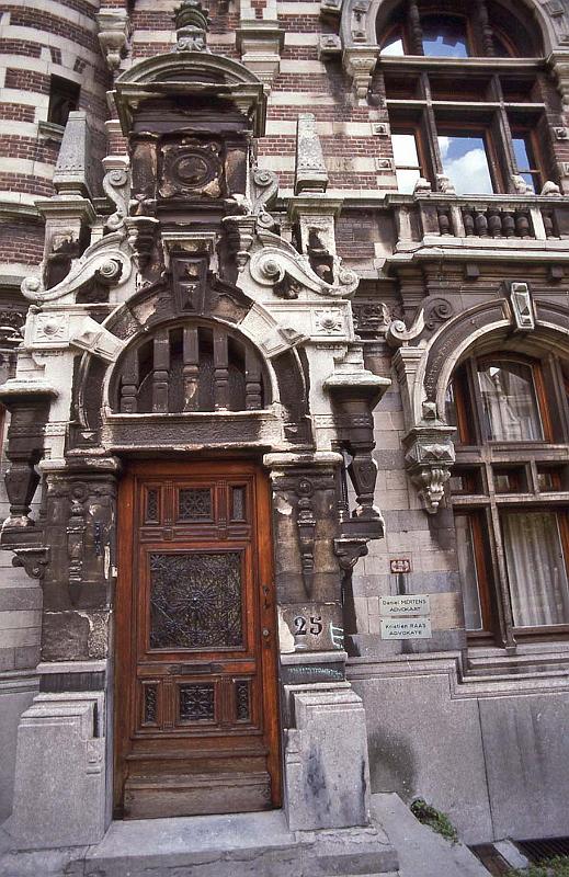 WT 2000 255-37 Belgium.jpg